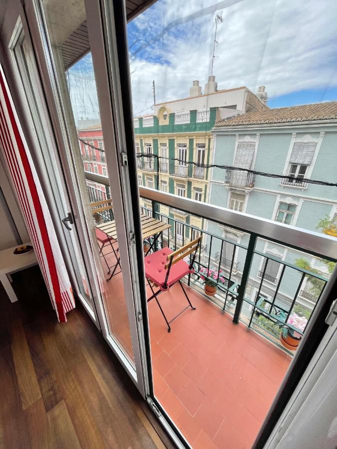Apartamentos Sevilla Валенсія Екстер'єр фото