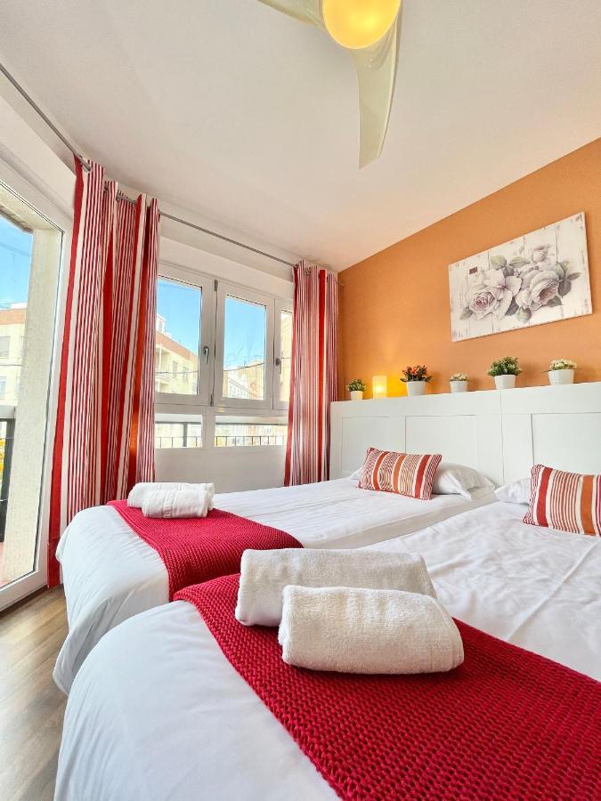 Apartamentos Sevilla Валенсія Екстер'єр фото